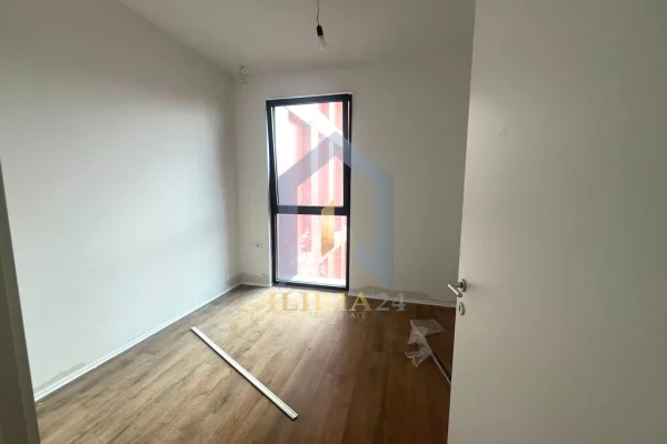 Shtepi ne shitje Apartament ne Tirane, 1+1, Mobilimi Bosh, pa mobiluar, Pagesa 236,000  Euro.
