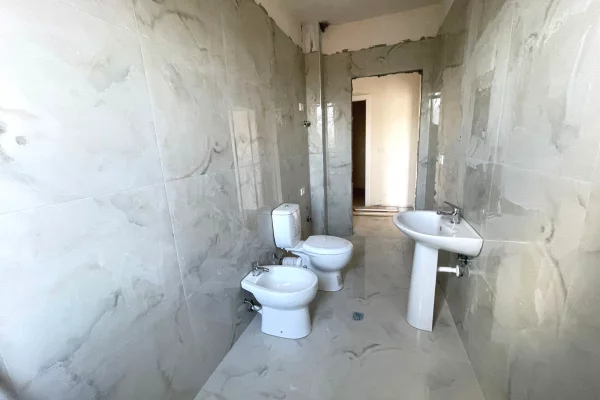 Shtepi ne shitje 2+1 ne Tirane - 118,840 Euro