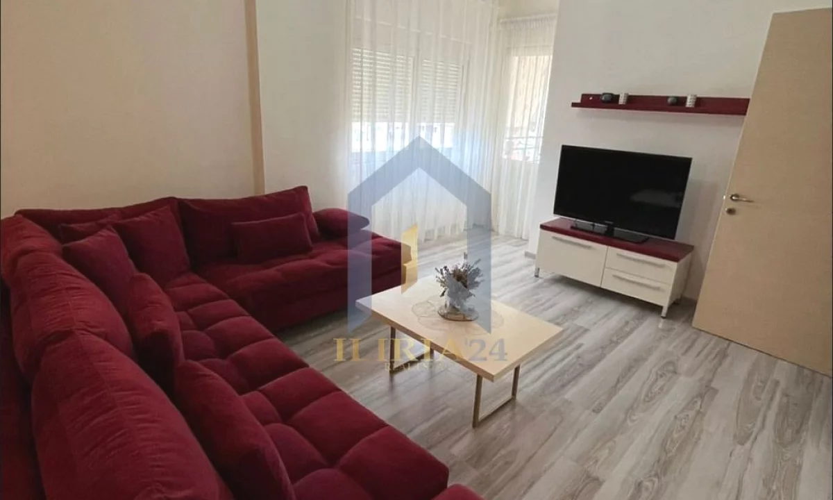 Shtepi ne shitje Apartament ne Tirane, 1+1, Mobilimi E mobiluar, Pagesa 115,000  Euro.