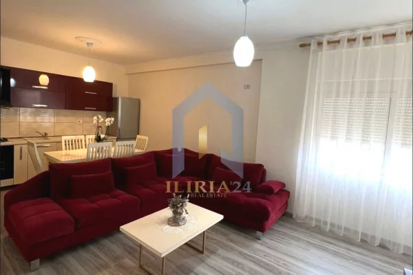 Shtepi ne shitje Apartament ne Tirane, 1+1, Mobilimi E mobiluar, Pagesa 115,000  Euro.