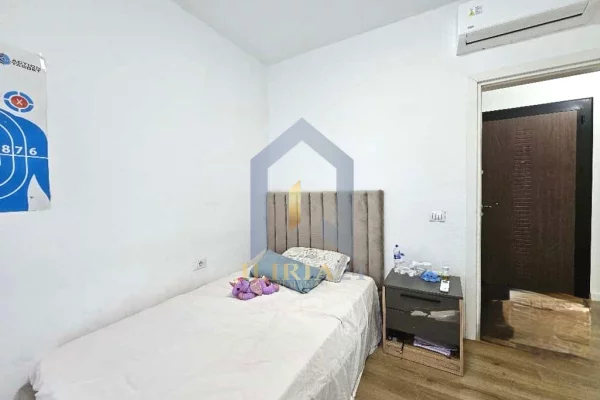 Shtepi me qera 3+1 ne Tirane - 700 Euro