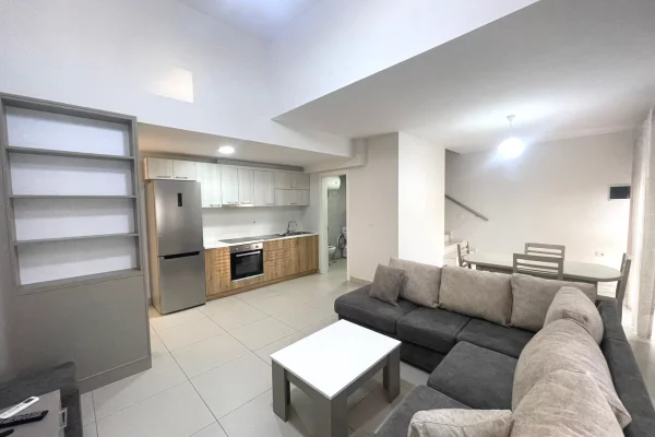 Shtepi me qera Apartament ne Tirane, 2+1, Mobilimi E mobiluar, Pagesa 430  Euro.