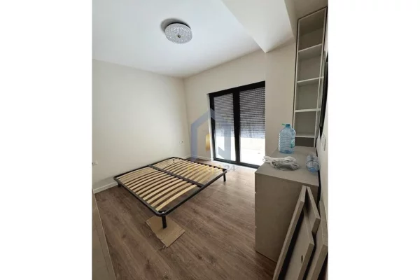 Shtepi ne shitje 3+1 ne Tirane - 330,000 Euro