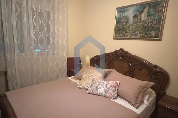 Shtepi ne shitje Apartament ne Durres, 1+1, Mobilimi E mobiluar, Pagesa 90,000  Euro.