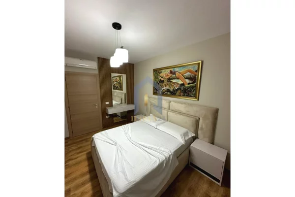 Shtepi me qera Apartament ne Tirane, 2+1, Mobilimi E mobiluar, Pagesa 1,200  Euro.