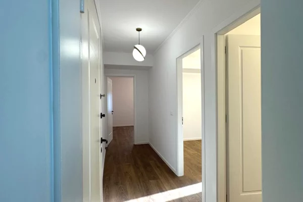 Appartamento in vendita a Tirana 2+1, Vuoto