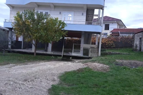 House for Rent 2+1 in Tirana - 400 Euro