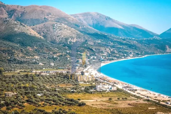 Truall ose Toke ne Himare - 93,500 Euro