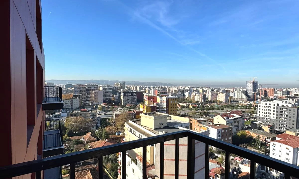Shtepi ne shitje Apartament ne Tirane, 2+1, Mobilimi Bosh, pa mobiluar, Pagesa 265,000  Euro.