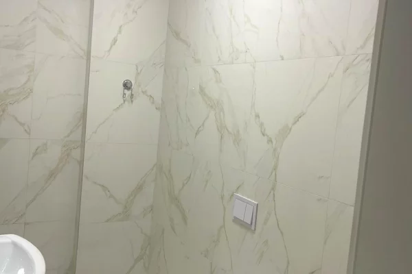 Shtepi me qera Apartament ne Tirane, 1+1, Mobilimi E mobiluar, Pagesa 500  Euro.