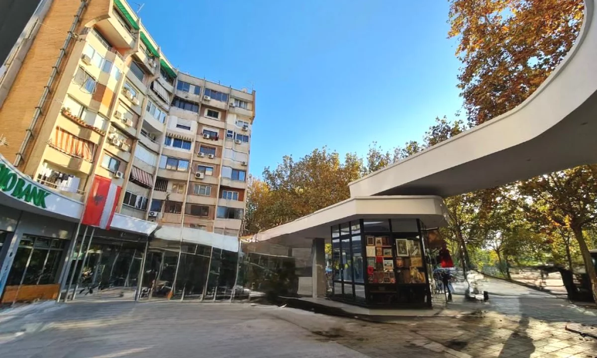 Appartamento in vendita a Tirana 1+1, Arredato