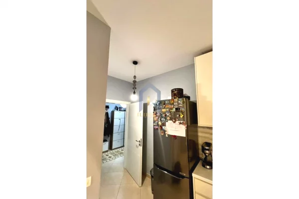 Appartamento in vendita a Tirana 1+1, Arredato