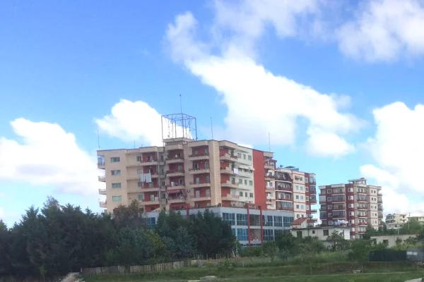 Business Property in Sale 1+1 in Tirana - 86,400 Euro