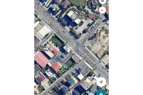 Truall ose Toke ne Durres - 84,000 Euro