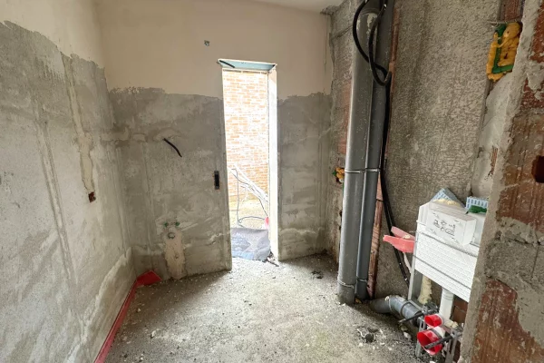 Villa di lusso in vendita a Tirana 3+1, Vuoto