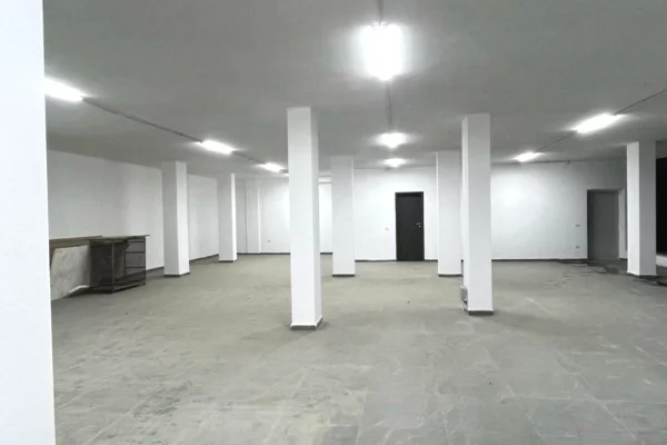 Ambient biznesi me qera 1+1 ne Tirane - 4,000 Euro