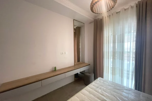 Shtepi ne shitje Apartament ne Tirane, 1+1, Mobilimi E mobiluar, Pagesa 153,000  Euro.