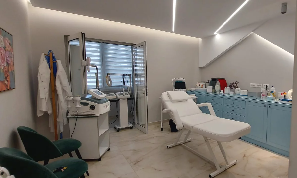 Klinike estetike per qira ne Rrugen Fortuzi