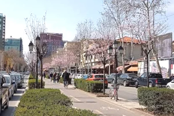 Business Property in Sale 3+1 in Tirana - 260,000 Euro