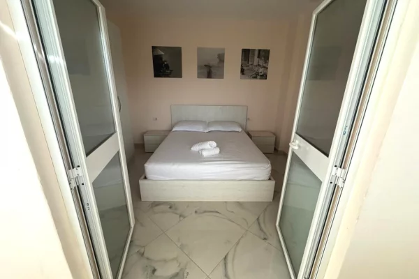 Shtepi ne shitje Apartament ne Durres, 1+1, Mobilimi E mobiluar, Pagesa 55,000  Euro.