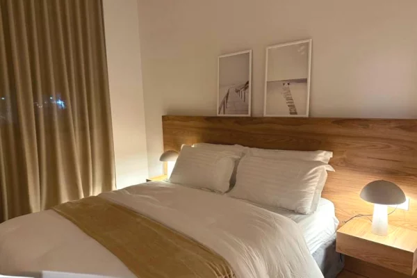 Shtepi ne shitje Apartament ne Tirane, 1+1, Mobilimi E mobiluar, Pagesa 159,650  Euro.