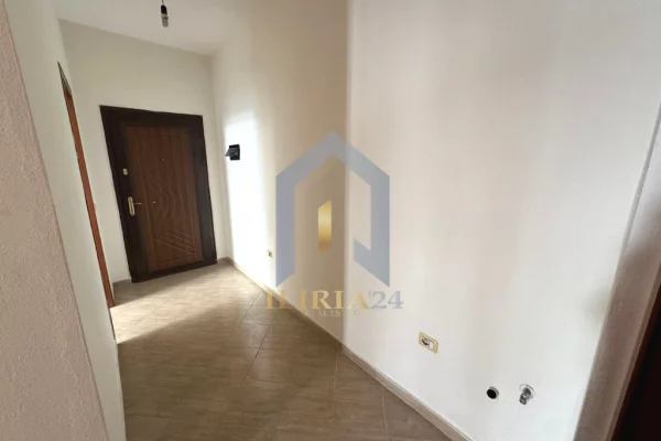 Apartment for sale in Tirana 1+1, In Part