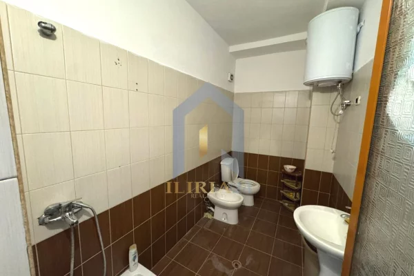 Apartment for sale in Tirana 1+1, In Part