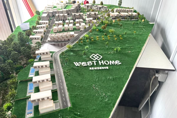 Villa di lusso in vendita a Tirana 4+1, Vuoto