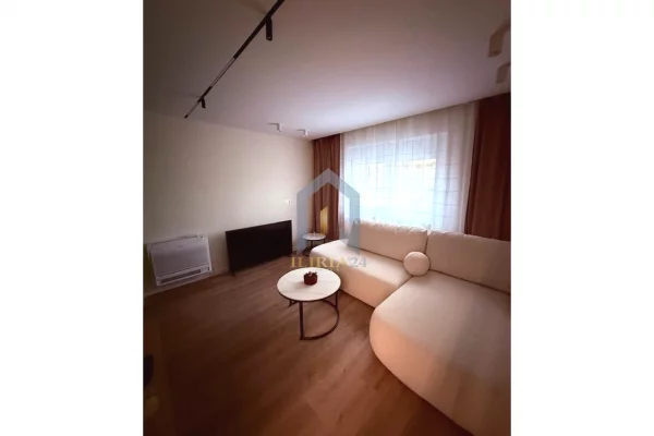 Apartament 2+1 me qira tek “21 Dhjetori”