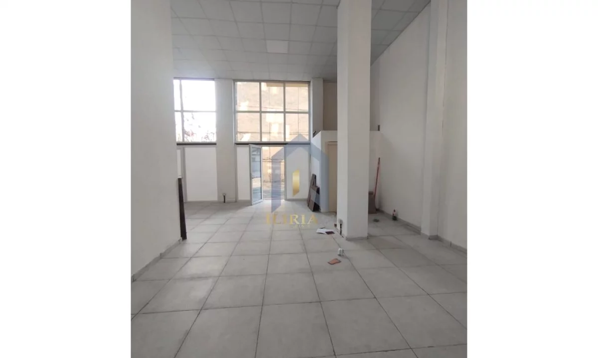 Ambient Biznesi per qira ne "Oxhak"