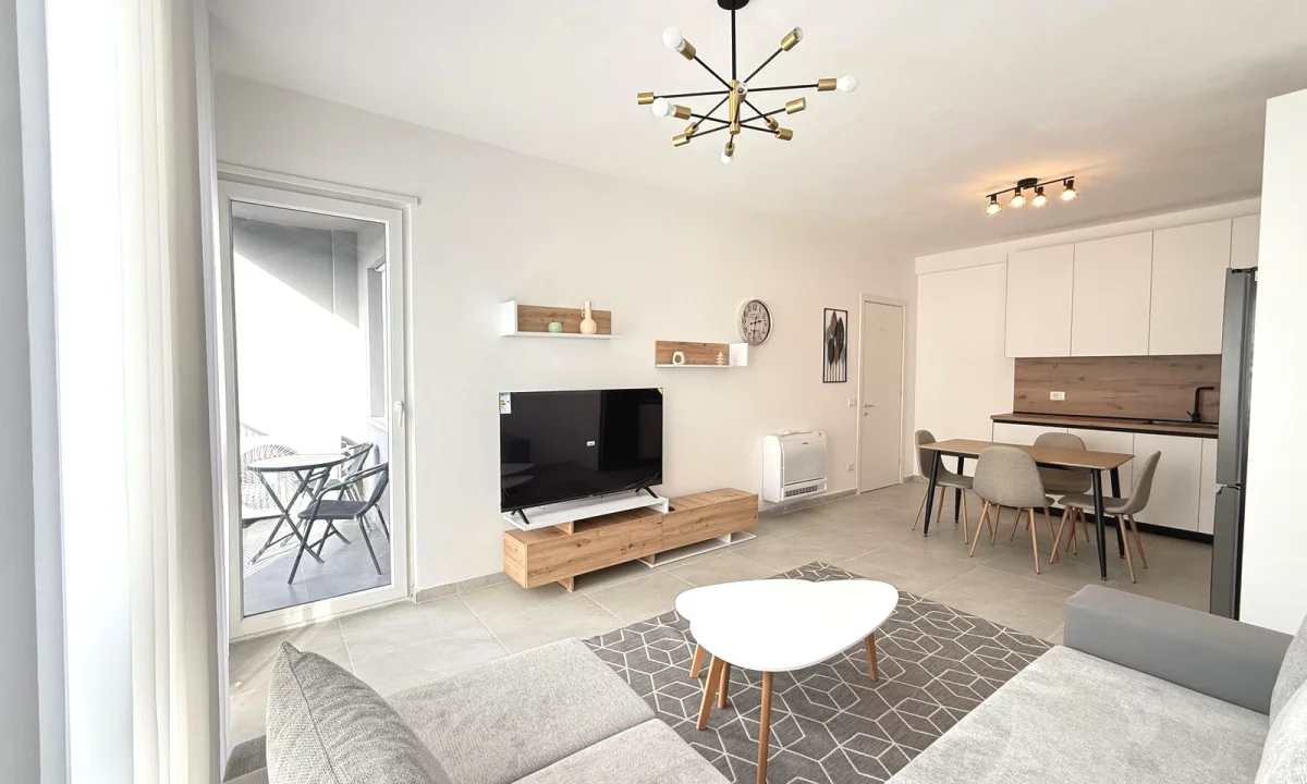 Shtepi me qera Apartament ne Tirane, 2+1, Mobilimi E mobiluar, Pagesa 450  Euro.