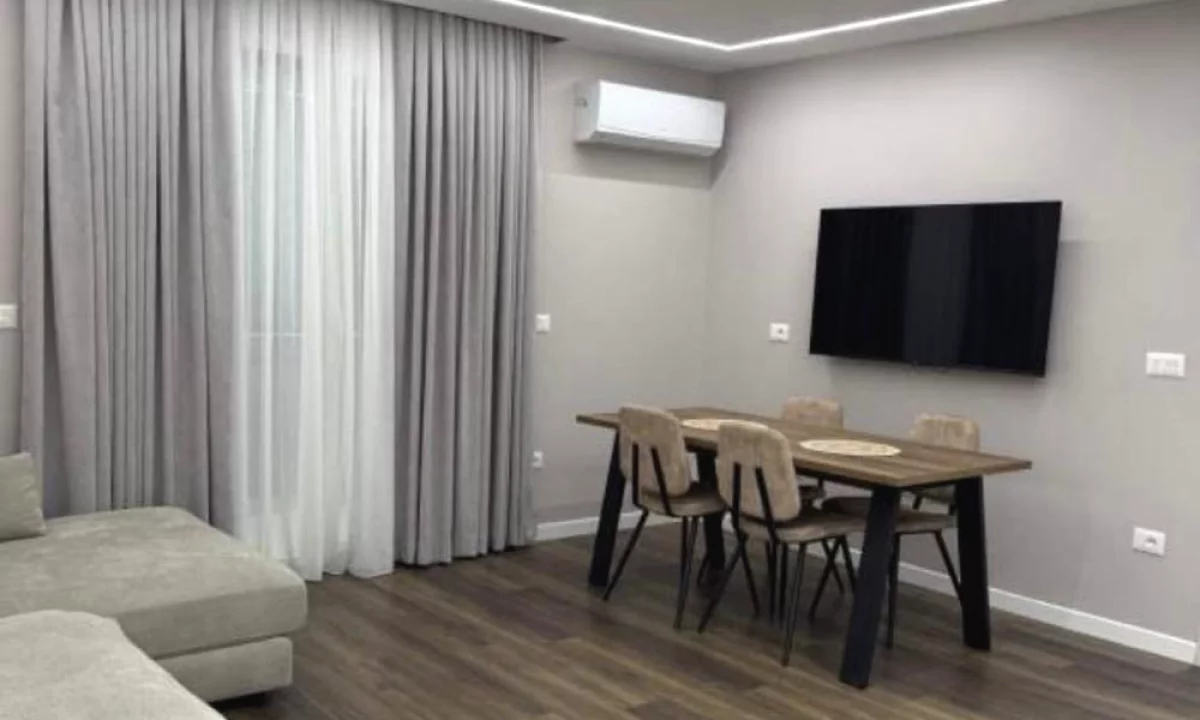 Appartamento in affitto a Tirana 1+1, Arredato