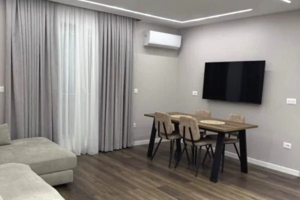 Apartament 1+1 per qira tek Ish Stacioni i Trenit 