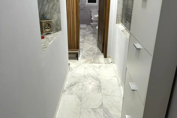 Shtepi me qera Apartament ne Tirane, 1+1, Mobilimi E mobiluar, Pagesa 550  Euro.