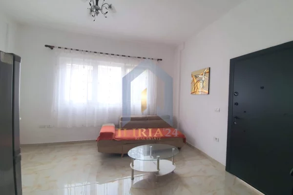 Apartament 1+1 me qira ne "Laprake"