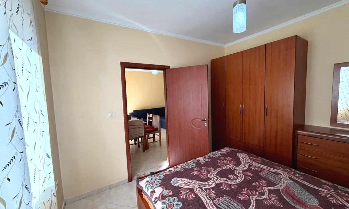 Shtepi me qera Apartament ne Tirane, 1+1, Mobilimi E mobiluar, Pagesa 350  Euro.