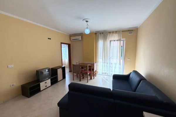 Shtepi me qera Apartament ne Tirane, 1+1, Mobilimi E mobiluar, Pagesa 350  Euro.