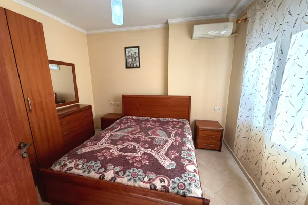 Shtepi me qera Apartament ne Tirane, 1+1, Mobilimi E mobiluar, Pagesa 350  Euro.