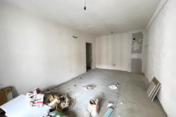 Apartment for sale in Tirana 2+1, Emty