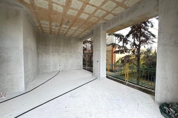 Business Property in Sale 1+1 in Tirana - 3,000 Euro