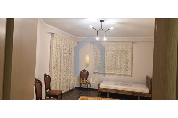 Appartamento in affitto a Tirana 2+1, Arredato