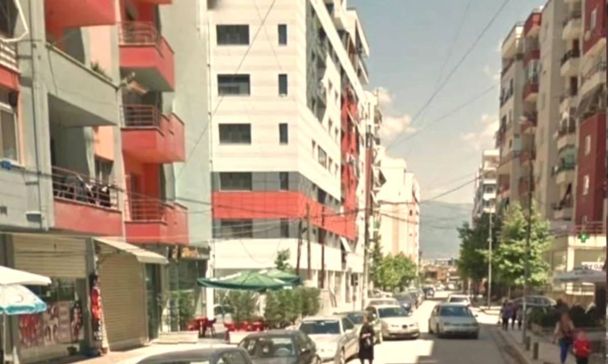 Shtepi me qera Apartament ne Tirane, 1+1, Mobilimi E mobiluar, Pagesa 350  Euro.