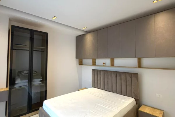 Shtepi ne shitje Apartament ne Durres, 2+1, Mobilimi E mobiluar, Pagesa 235,000  Euro.