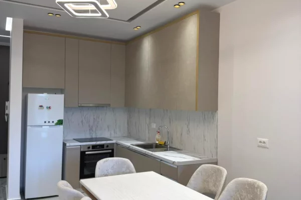 Shtepi ne shitje Apartament ne Durres, 2+1, Mobilimi E mobiluar, Pagesa 235,000  Euro.