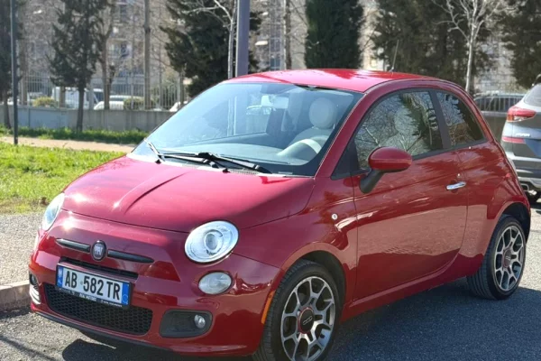 Auto in Vendita a Tirana, Fiat, 2012 Benzine,Kambio Automatik Pagamento 5,300  Euro.