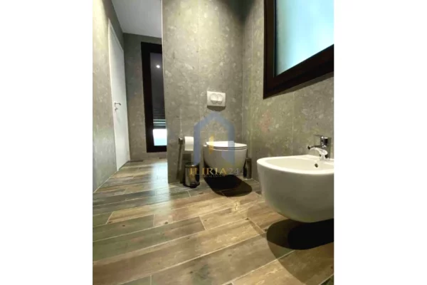 Duplex (2 storey house) for sale in Tirana 2+1, Furnished