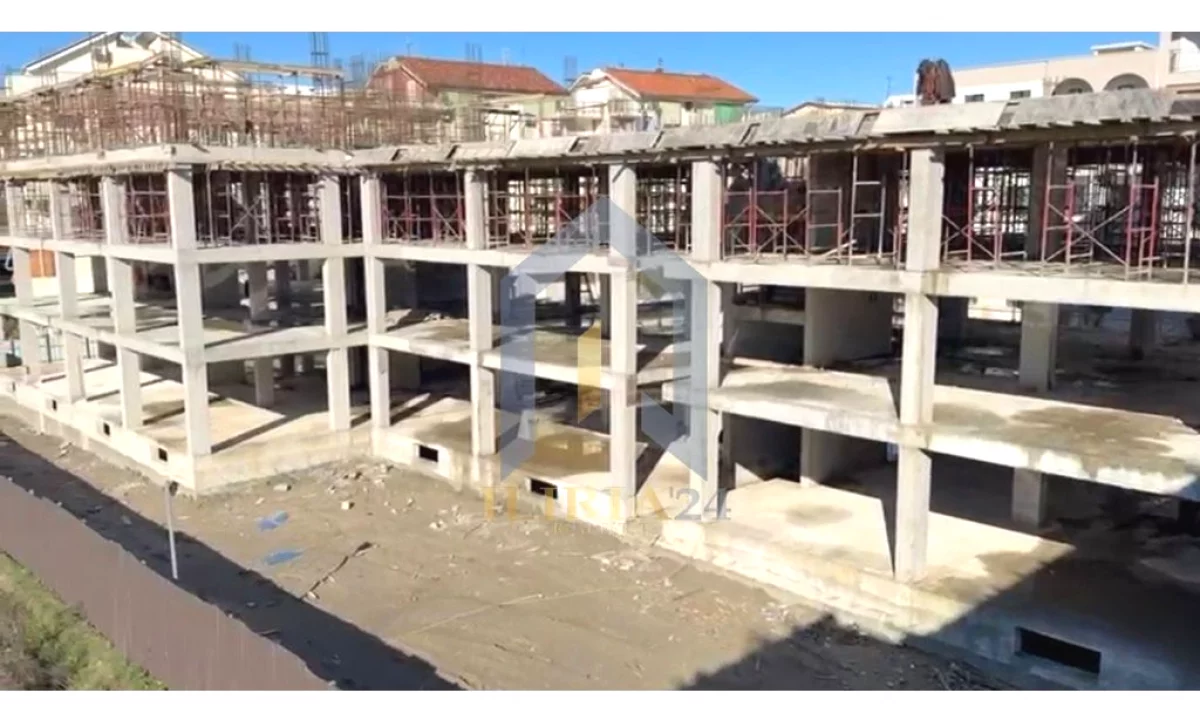 Apartment for sale in Durres 1+1, Emty