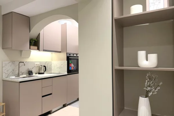 Shtepi ne shitje Apartament ne Tirane, 1+1, Mobilimi E mobiluar, Pagesa 193,000  Euro.