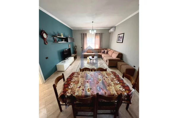 Jepet Apartament 2+1 me qira , “Yzberisht”