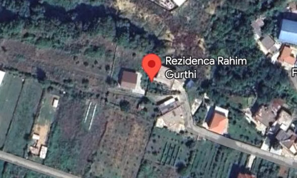 OKAZION! TOKE PER SHITJE NE TUFINE